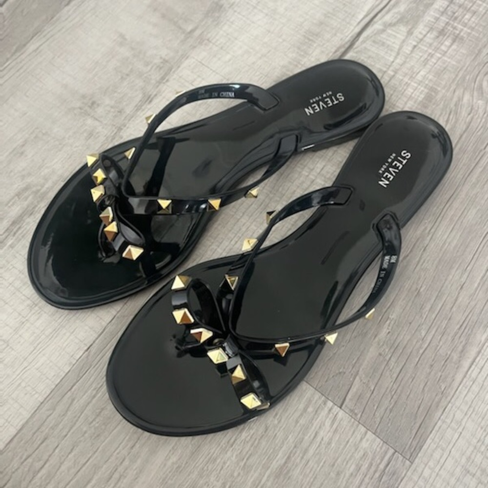 NWOT Steven New York jelly flip flops size 8